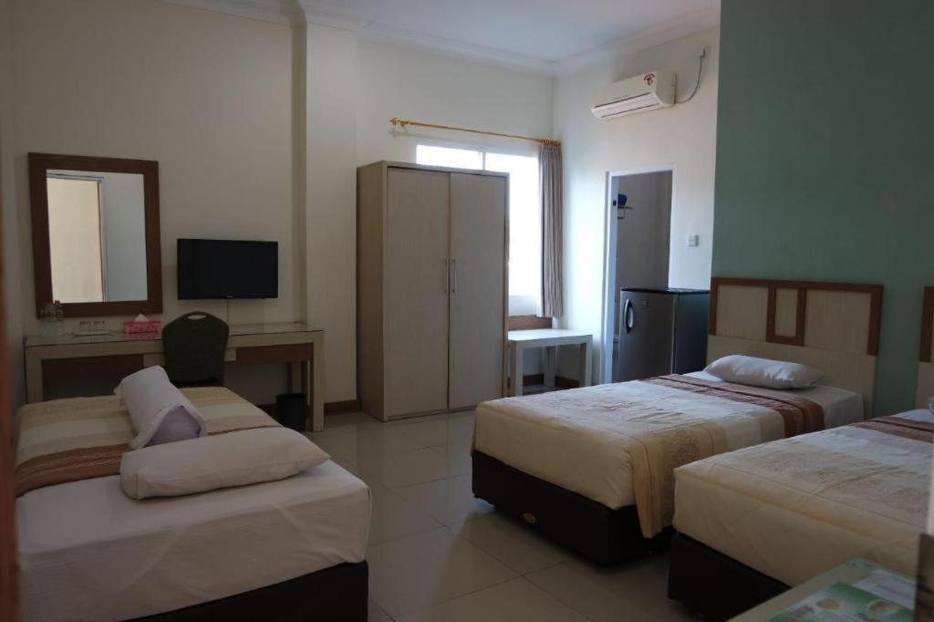 Hotel Sulawesi Gorontalo Surabaya Exterior photo