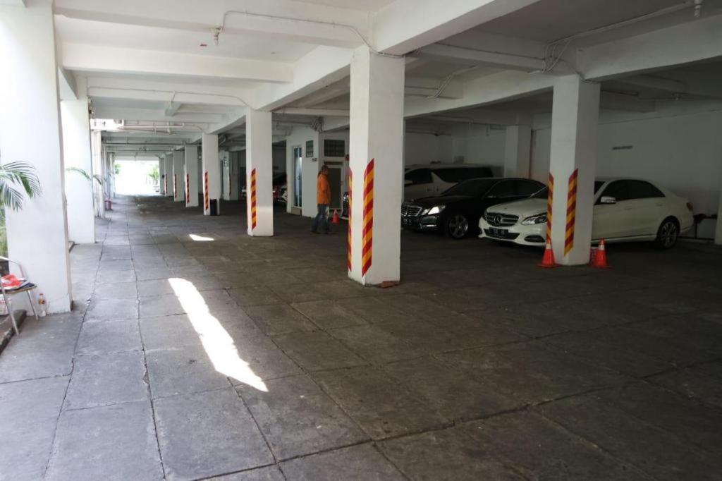 Hotel Sulawesi Gorontalo Surabaya Exterior photo